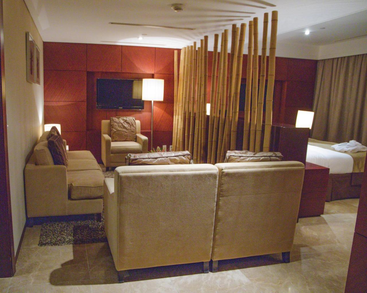 Hotel De Convencoes De Talatona Hcta Луанда  Экстерьер фото