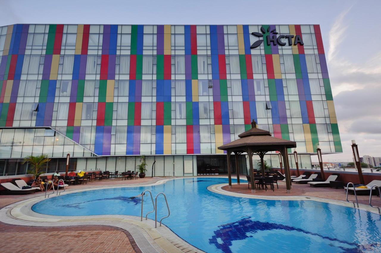 Hotel De Convencoes De Talatona Hcta Луанда  Экстерьер фото